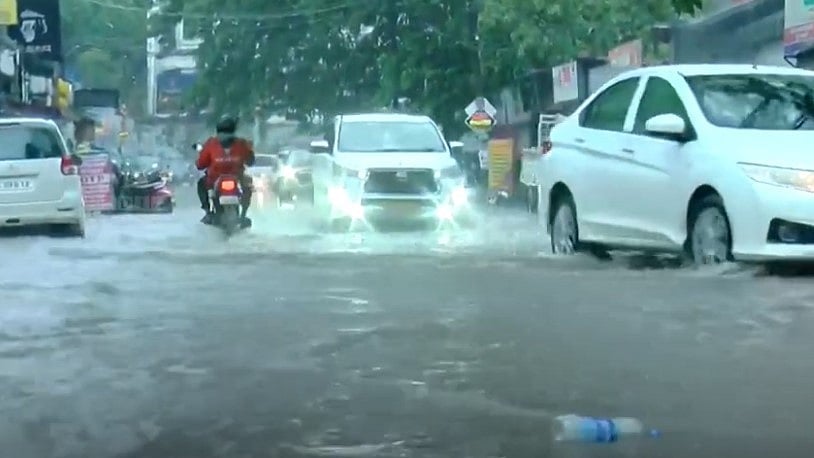 ഈ ജില്ലകളിൽ ഒറ്റപ്പെട്ട മഴ; കോഴിക്കോട് കാറ്റിന് സാധ്യത; കനത്ത ചൂട് തുടരും